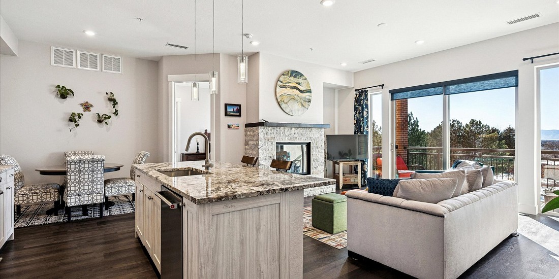 4885 S. Monaco Street #207