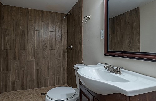 2861 S. Jackson Street, Denver, CO 80210