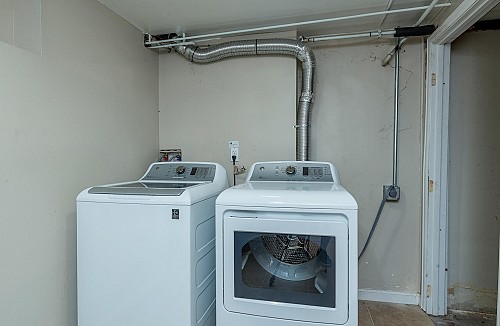 2861 S. Jackson Street, Denver, CO 80210