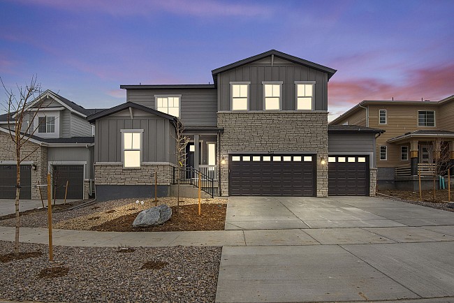 Brand New Move-In NOW in The Aurora Highlands