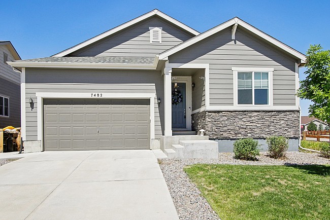 5 bedroom ranch in Castle Rock, for sale or lease!