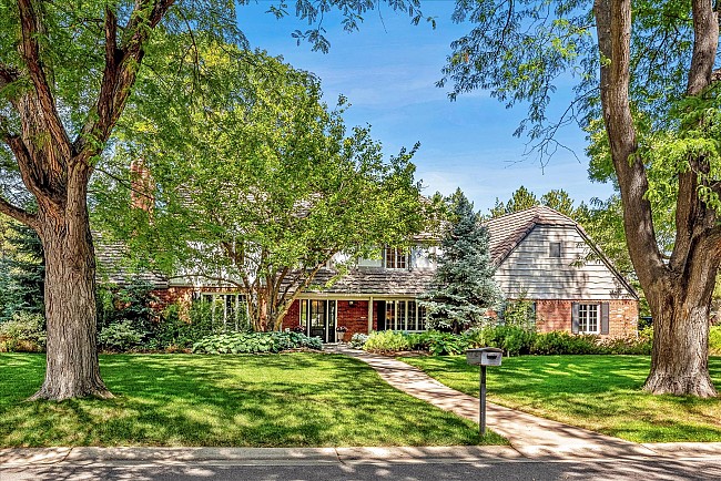 Gorgeous Traditional Home in Greenwood Village